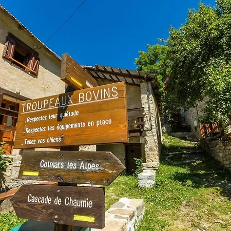 Chaleureux A La Foux D'allos Апартаменты Ла-Фу