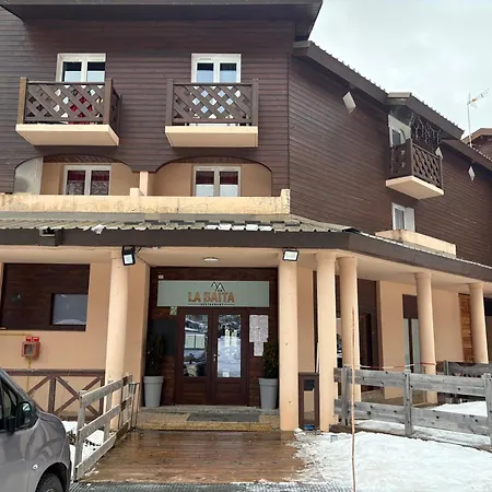 Chaleureux A La Foux D'allos 라포